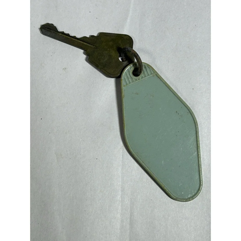 Vintage Hotel Motel Key Fob Chain Collectible Room 119 Collectible Advertising
